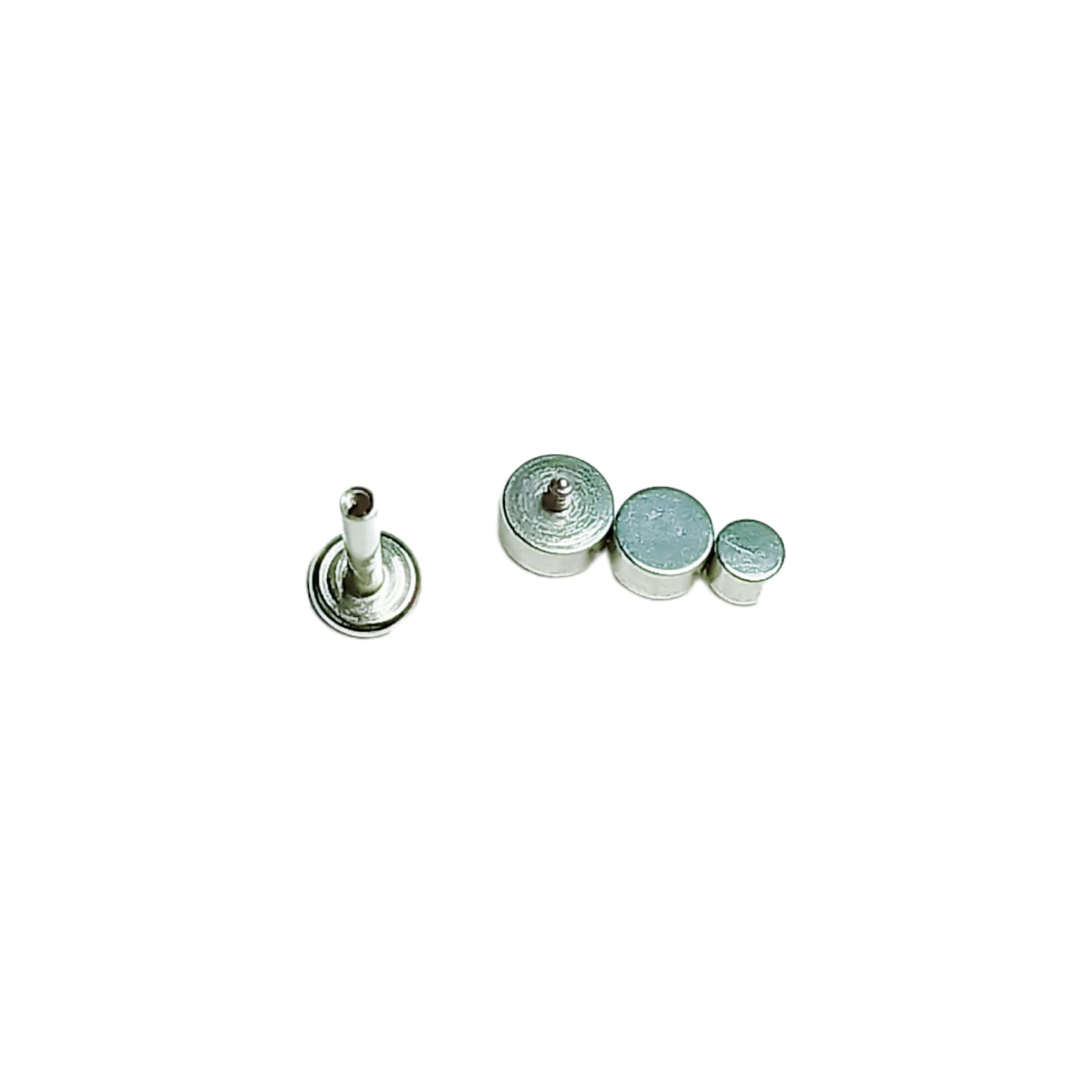 PIERCING TRAGUS CONCH LABRET MODELO TROIS HIPOALERGÉNICO HELIX UNIDAD PUNK - 2