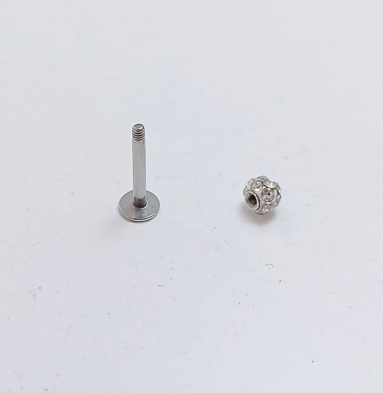 SET PIERCING MODELO KITTY KPOP ACERO QUIRÚRGICO NOSTRIL LABRET CONO PERLA PACK - 2