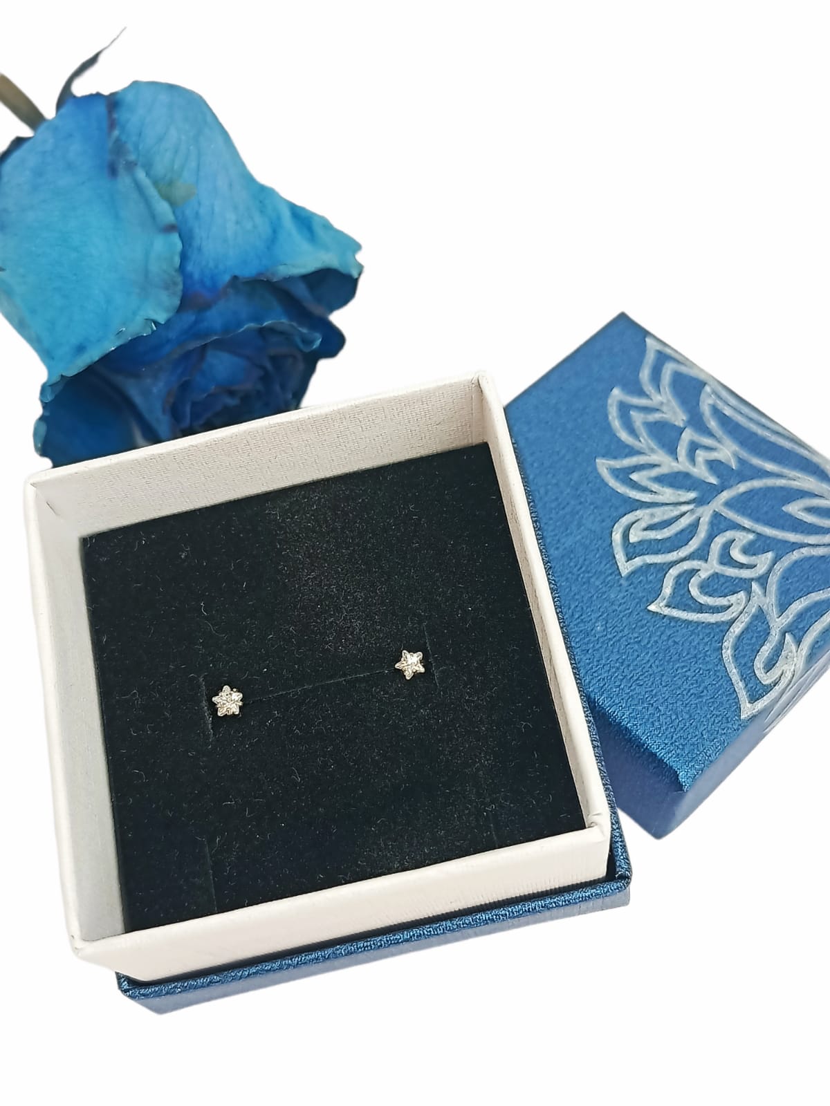 AROS DE SEGURIDAD EL BAÚL DE JUMA PUNTOS LUZ ZIRCONIO BLANCO ESTRELLA 3MM HIPOALERGÉNICO ACERO - 4