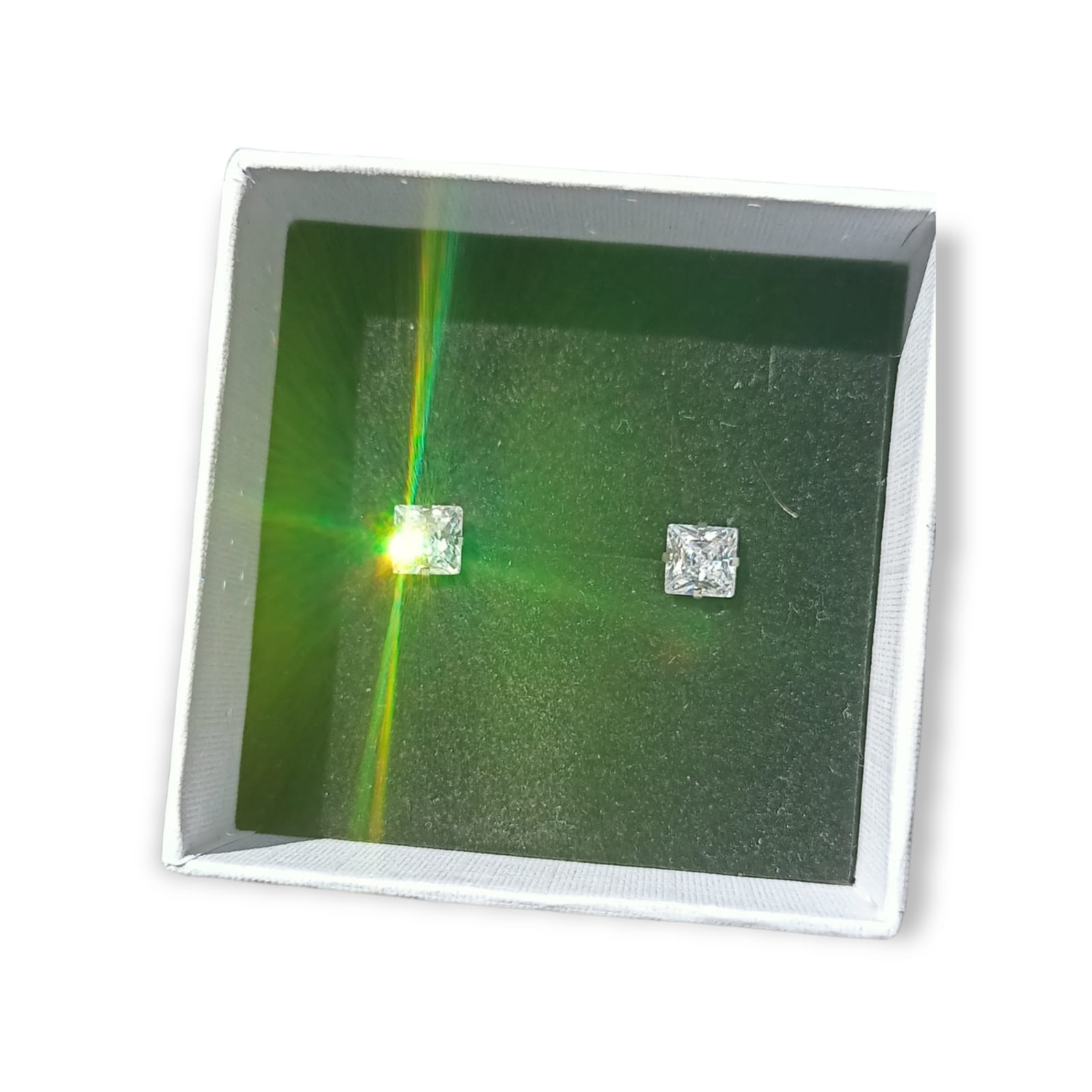 AROS SEGURIDAD PUNTOS LUZ ZIRCONIO BLANCO FIGURA CUADRADO 5MM HIPOALERGÉNICO - 2
