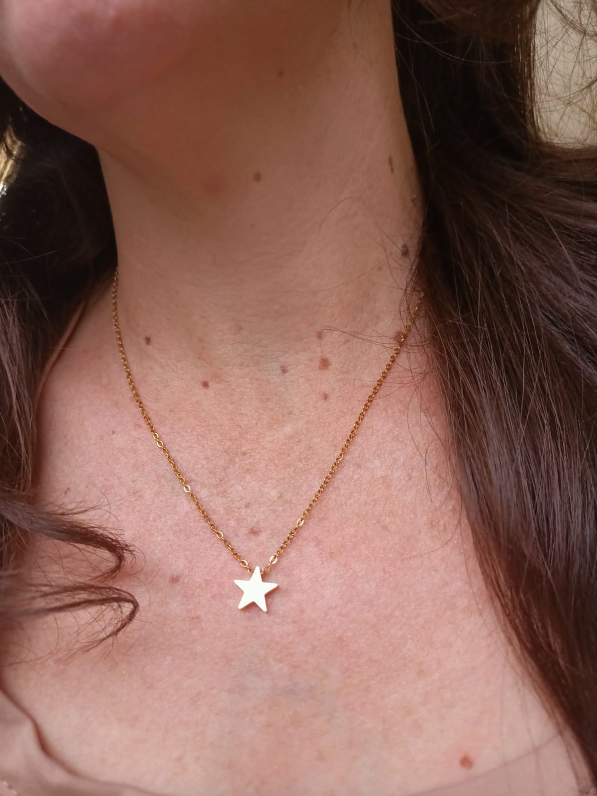 CADENA COLGANTE ESTRELLA MINIMALISTA NIÑA CHAPADA EN ORO 18K - 6