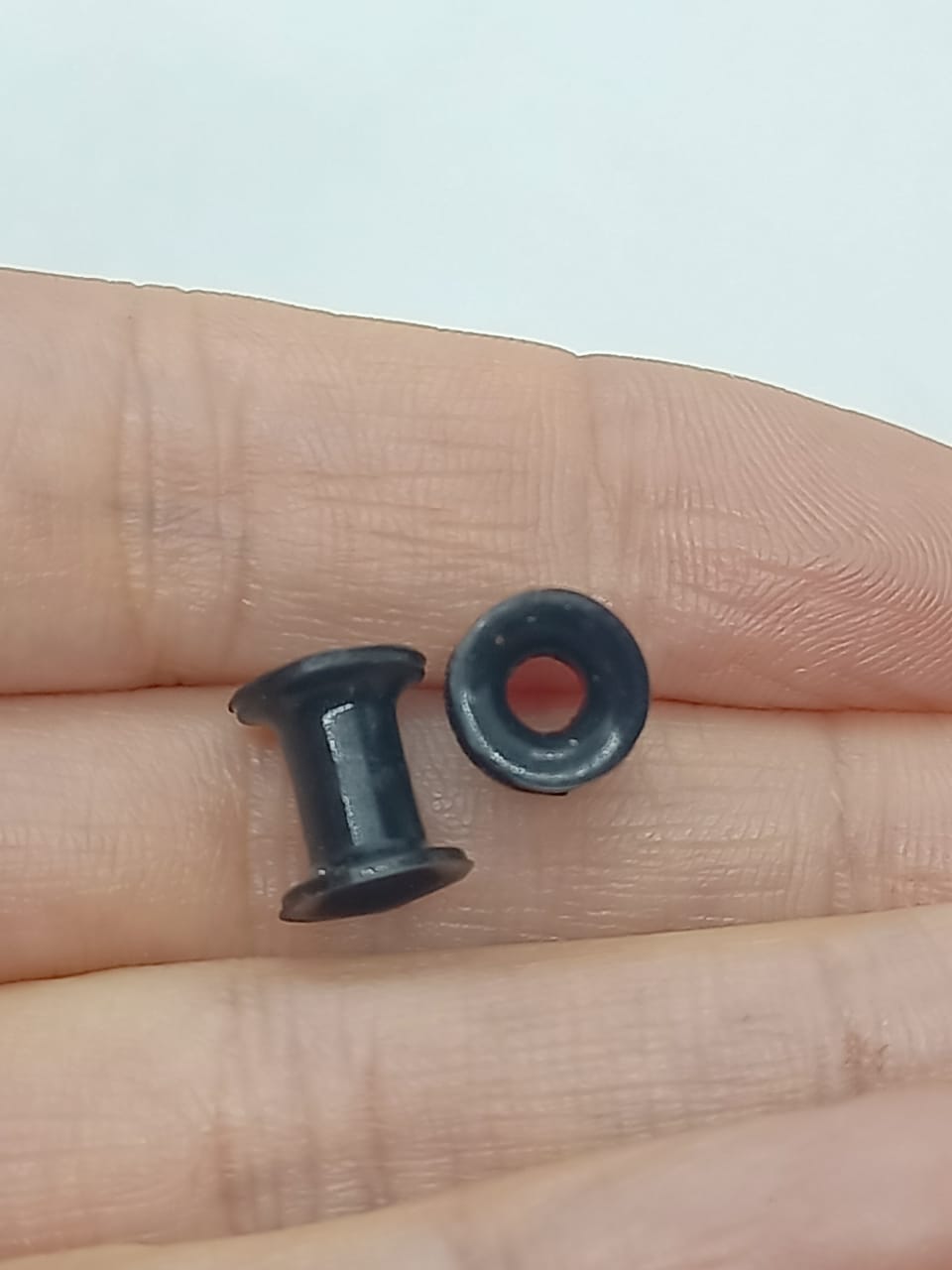 AROS EXPANSORES OREJA 3MM ACAMPANADO ESTIRADORES SILICONA - 1