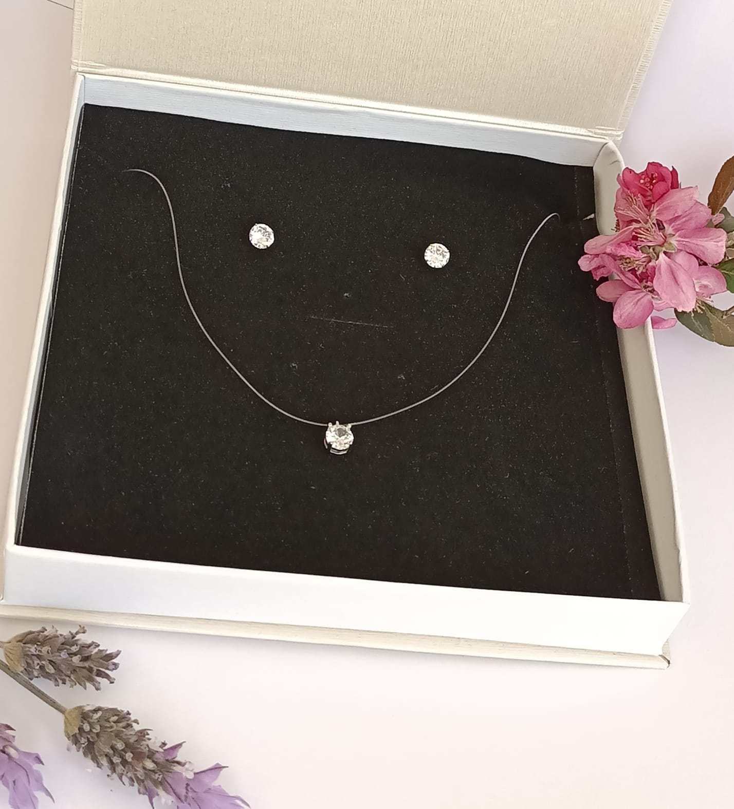 SET CONJUNTO COLLAR NYLON AROS PUNTO DE LUZ PLATA 7MM AMOR - 5