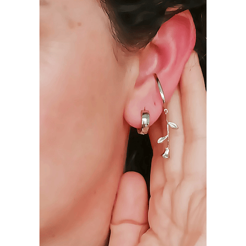 PENDIENTES AROS PUNK PLATEADAS SIN GENERO HUGGIES - 5