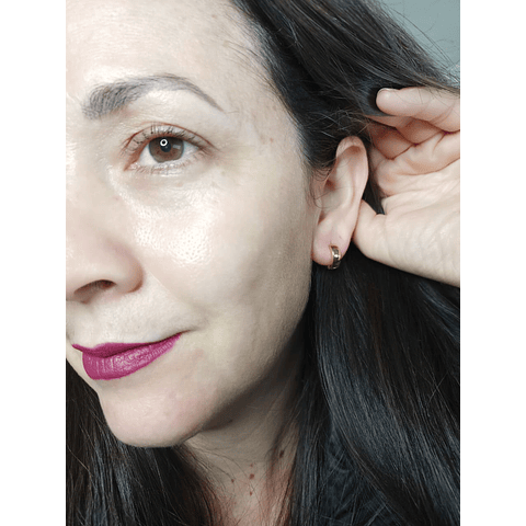 PENDIENTES AROS PUNK CHAPADAS EN ORO SIN GENERO HUGGIES - 2