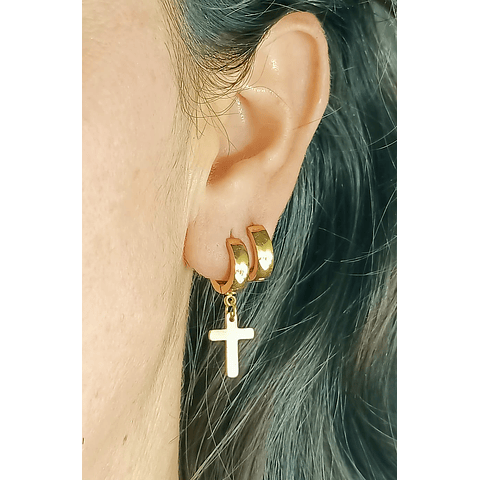 PENDIENTES AROS PUNK CHAPADAS EN ORO SIN GENERO HUGGIES - 3