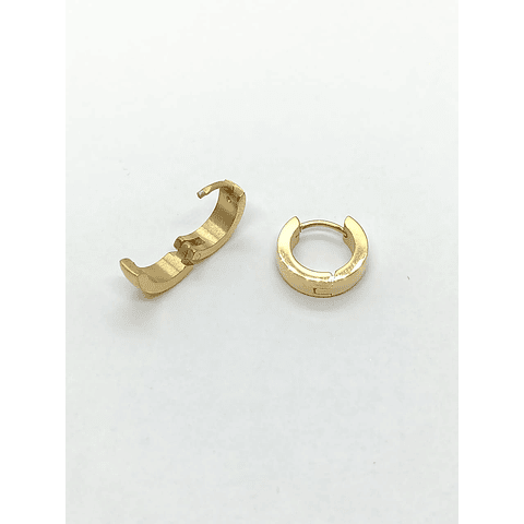PENDIENTES AROS PUNK CHAPADAS EN ORO SIN GENERO HUGGIES - 5