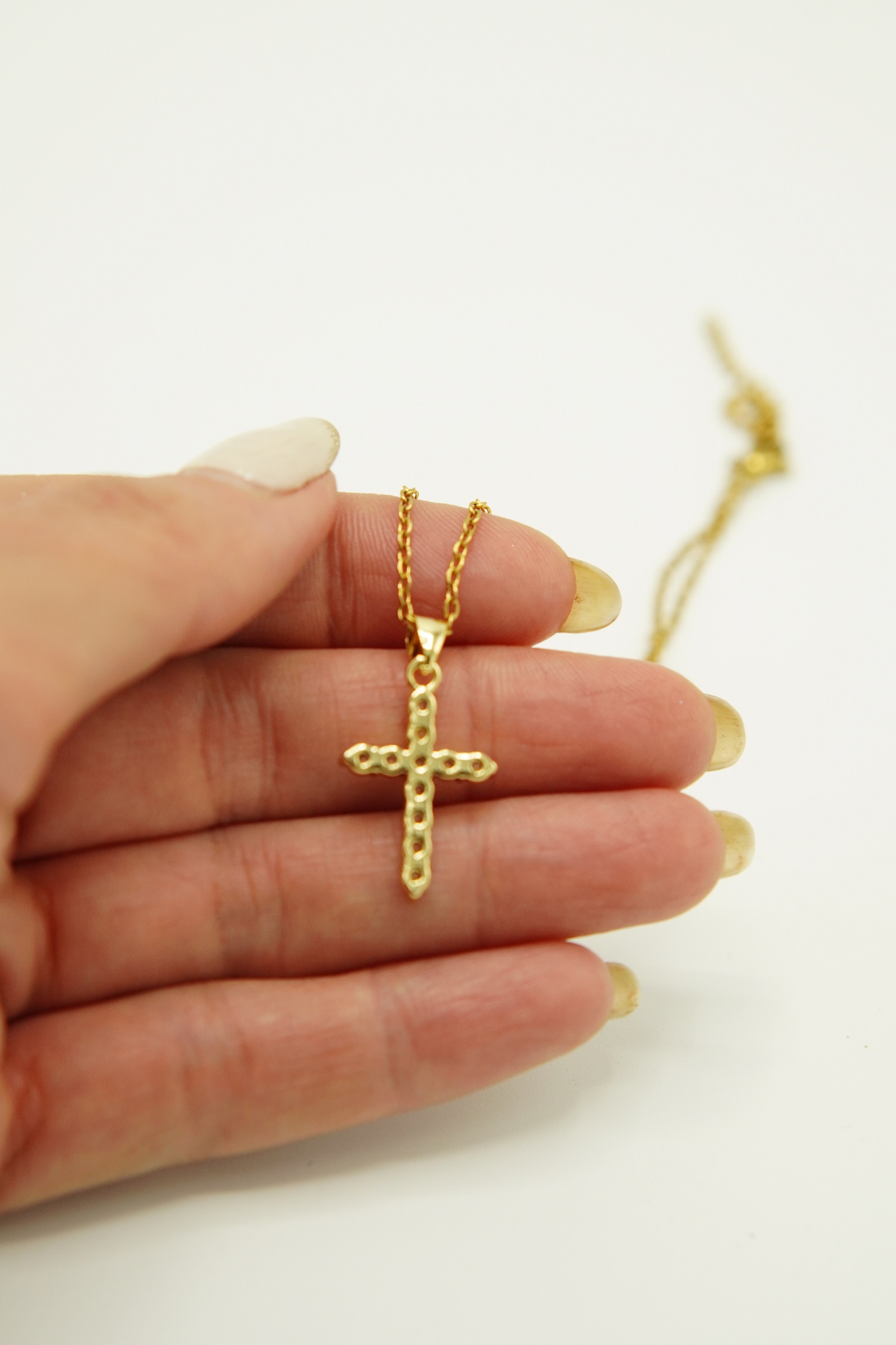 COLGANTE CRUZ DE ZIRCONIOS AAA CHAPADO EN ORO 18K - 5