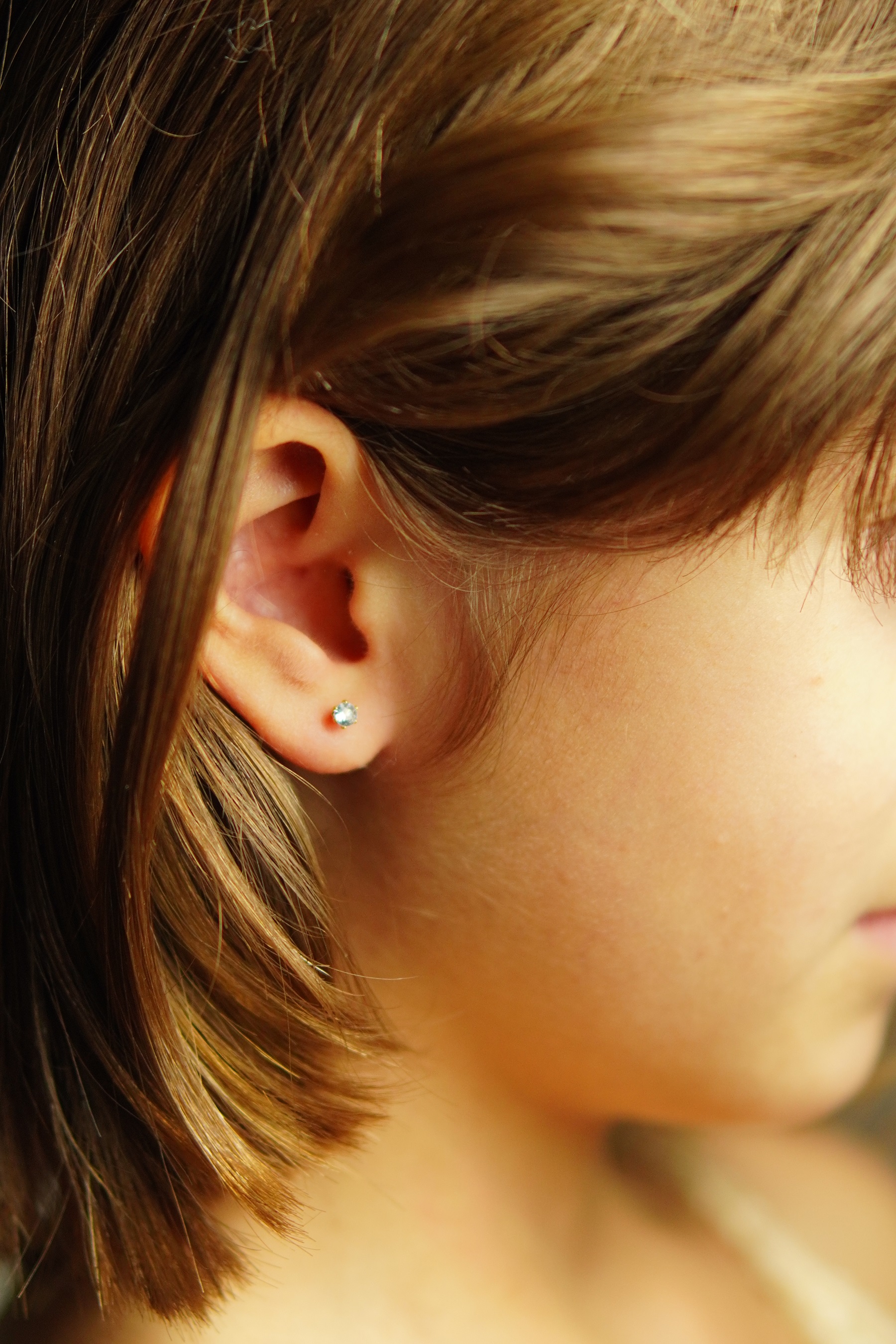 AROS EL BAÚL DE JUMA ABRIDORES PUNTO DE LUZ 3MM ZIRCONIA CHAPADO EN ORO 18K - 2