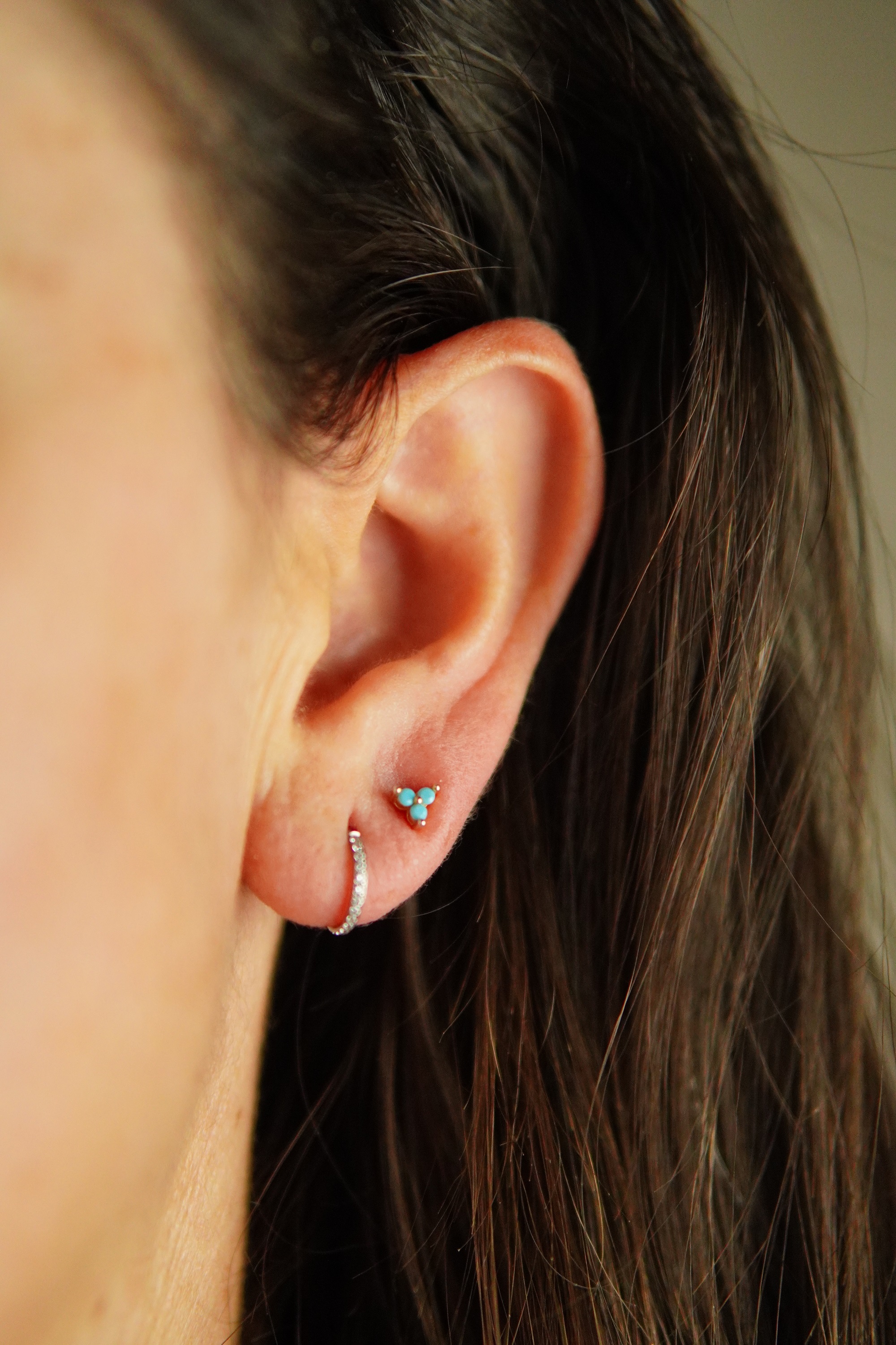ARGOLLAS HUGGIES 8MM 16G TITANIO F136 CIRCONIO - 3