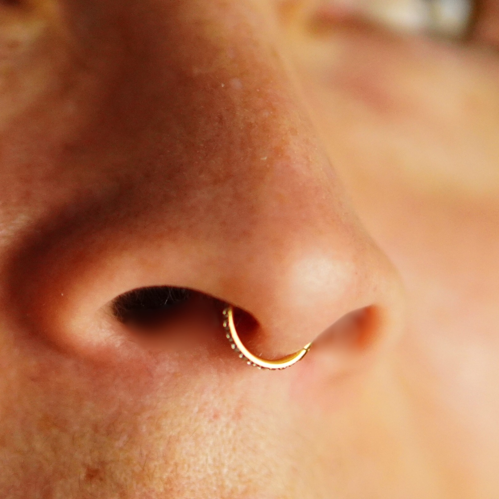 PIERCING SEPTUM 8MM OREJA CHAPADO EN ORO TITANIO ASTM F136 - 6