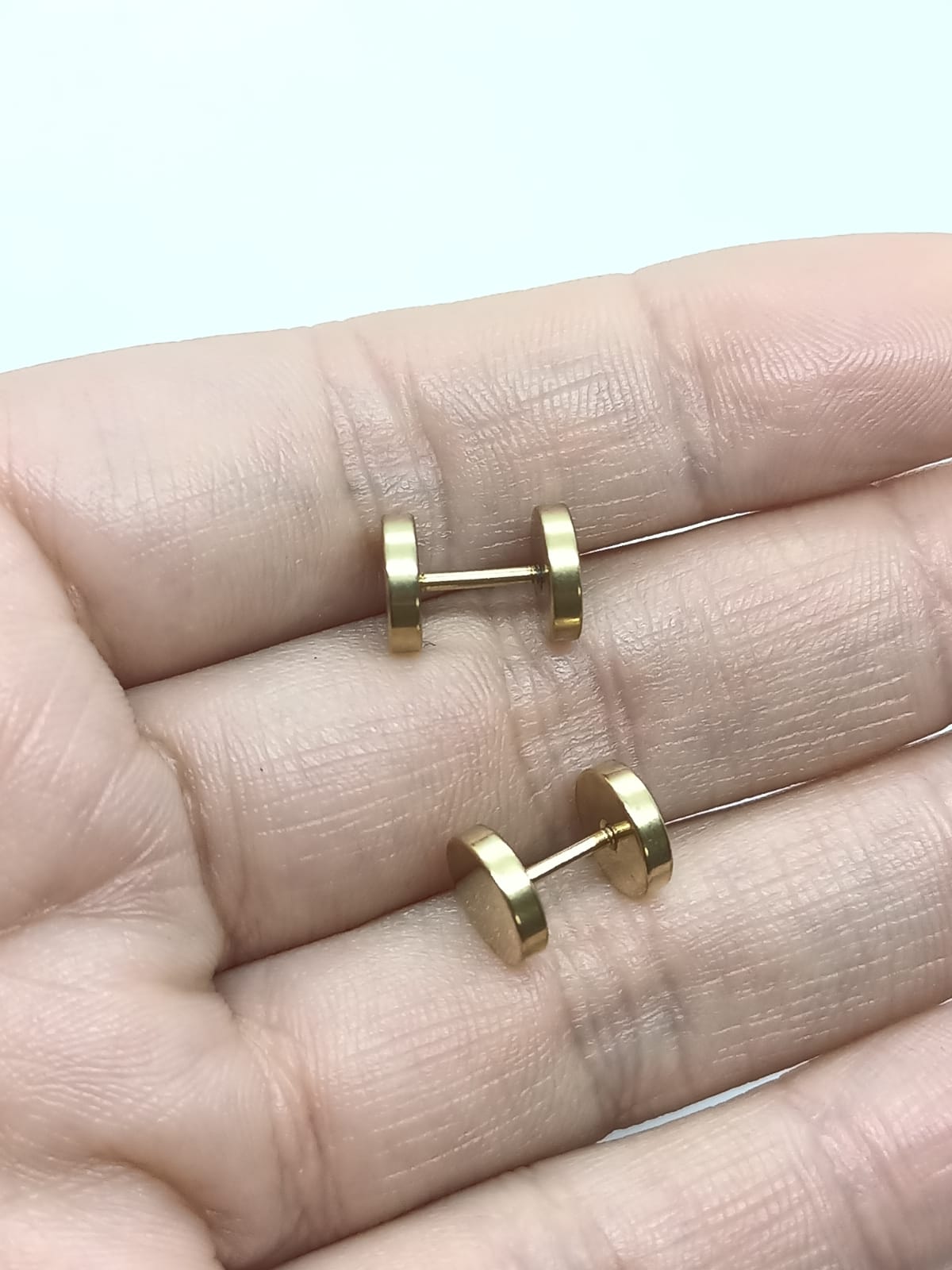 AROS EL BAÚL DE JUMA REDONDOS 8MM BARBELL MODA PUNK ROCK CHAPADOS EN ORO 18K - 3