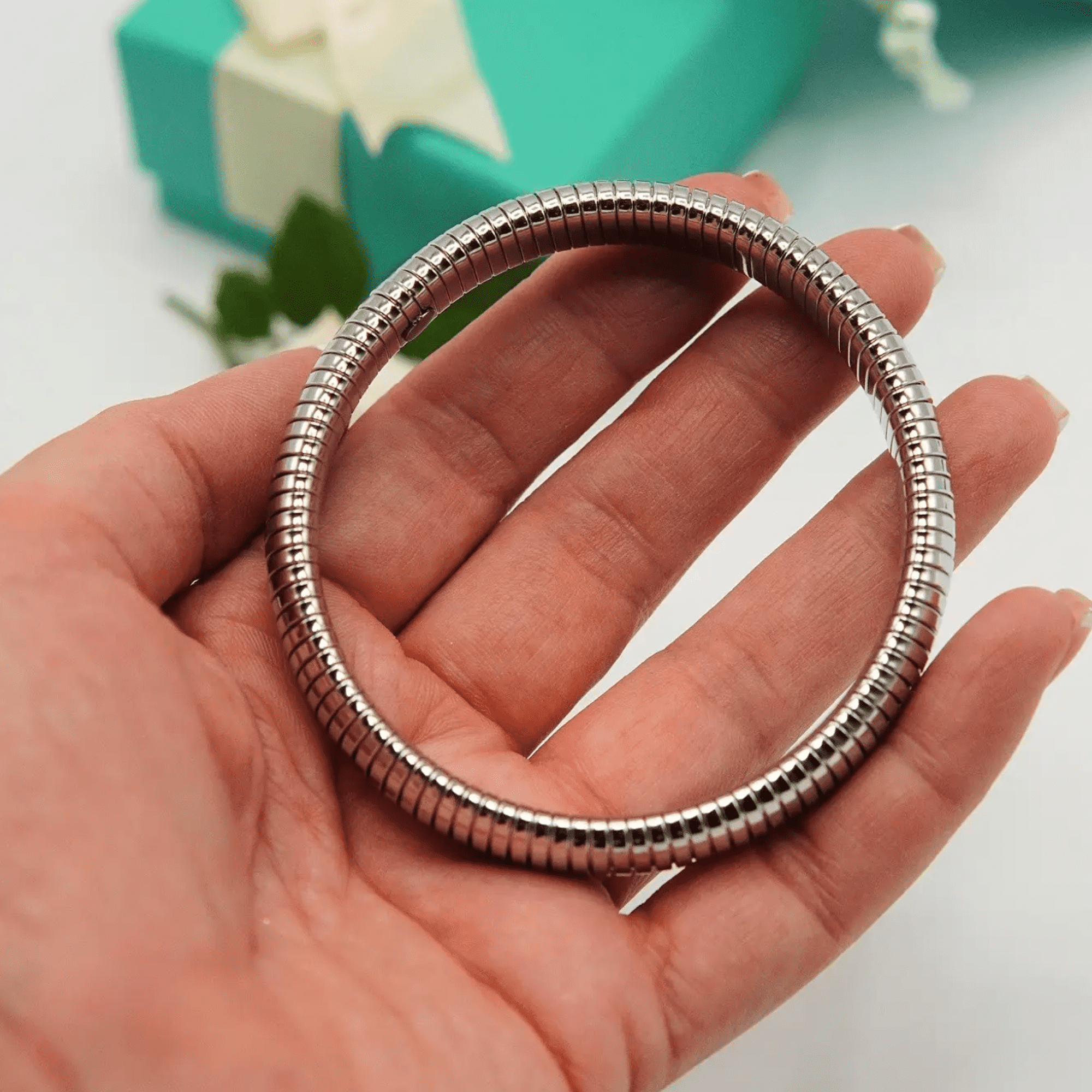 PULSERA UNISEX EL BAÚL DE JUMA ACERO PULIDO PLATEADA ELÁSTICA HIPOALERGÉNICA - 3