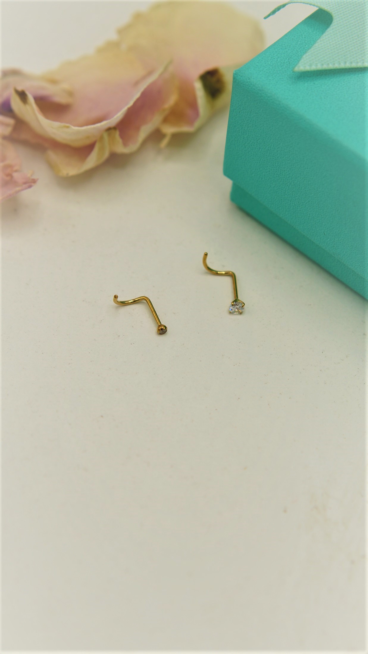 PACK DE 2 PIERCING TIPO S NOSTRIL TITANIO ASTM F136 CHAPADO EN ORO 18K - 4