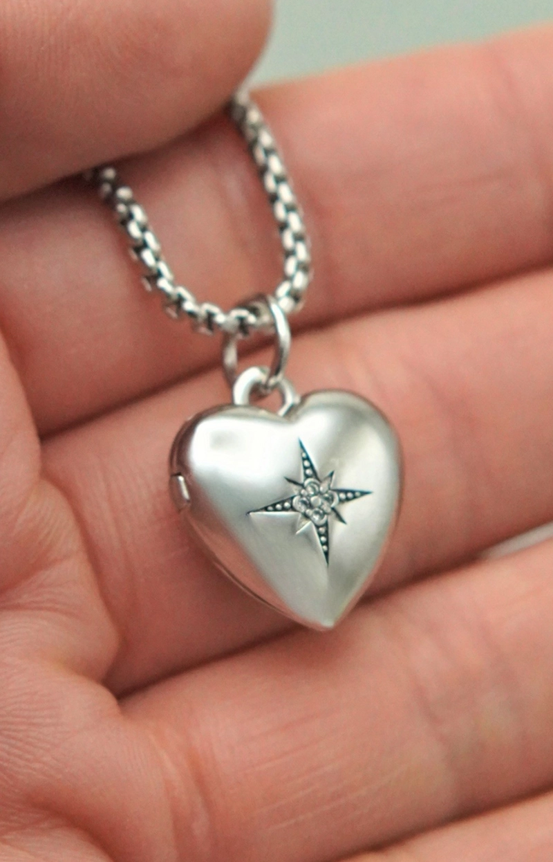 COLGANTE RELICARIO CORAZON ESTRELLA PLATA FINA 925 - 2