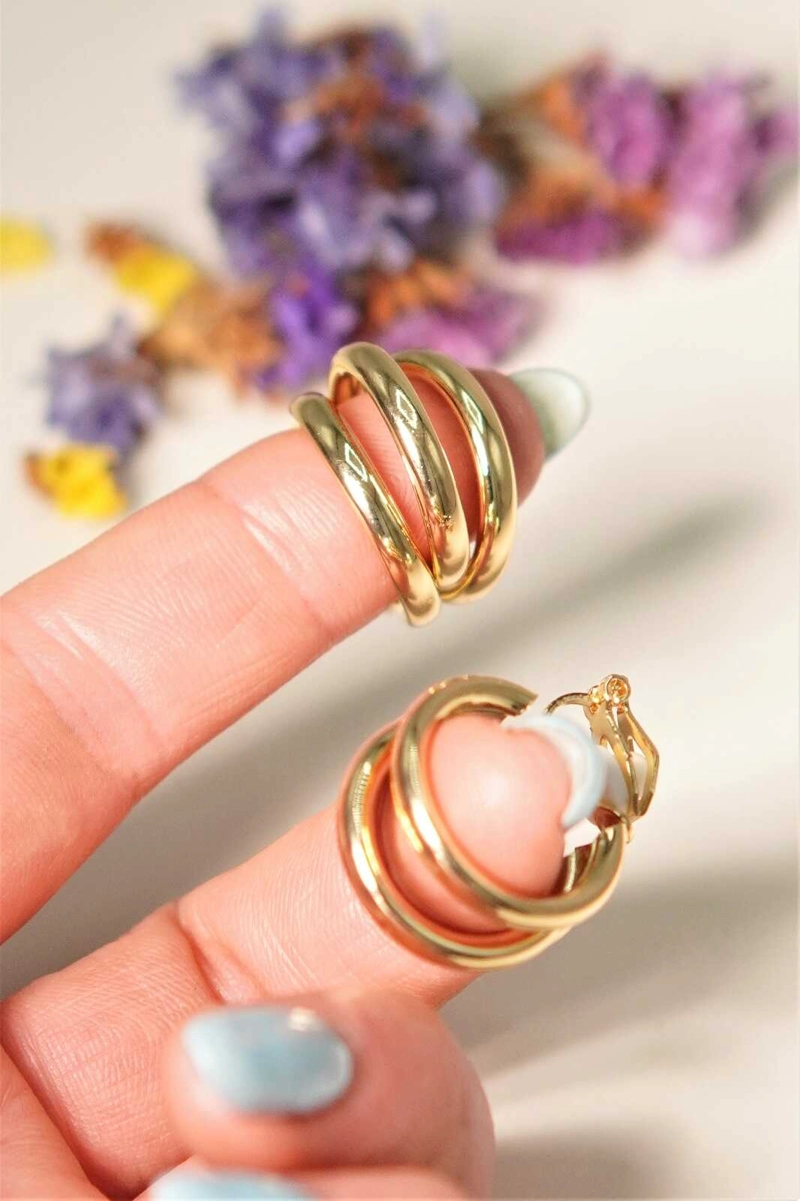 ARGOLLAS SABRINA SIN PERFORACION TRIPLE ARO BAÑADAS EN ORO 14K - 2