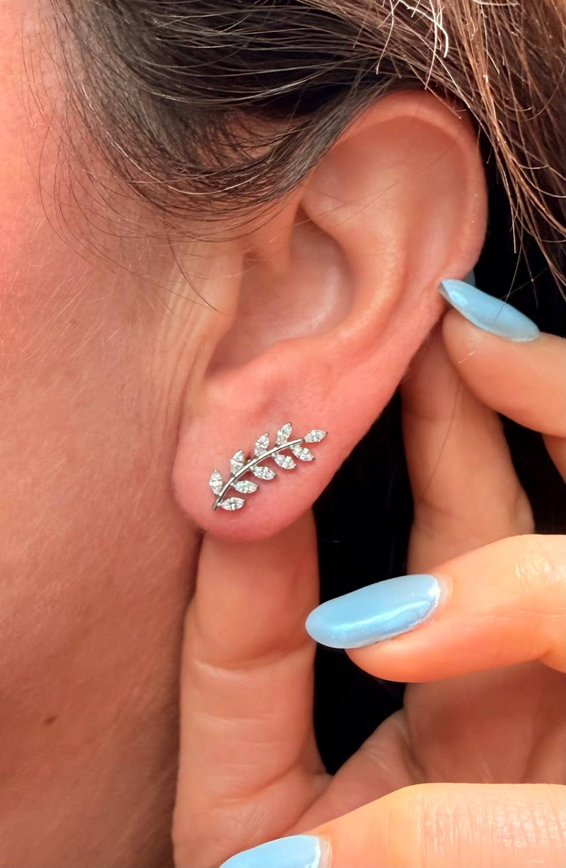 PIERCING HELENA LABRET 8MM 16G ZIRCONIAS TITANIO PLATEADO - 2