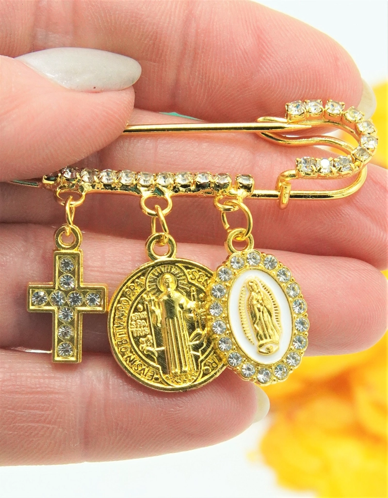 PRENDEDOR RELIGIOSO CLARA MEDALLAS ZIRCONIAS SAN BENITO VIRGEN MARIA - 2