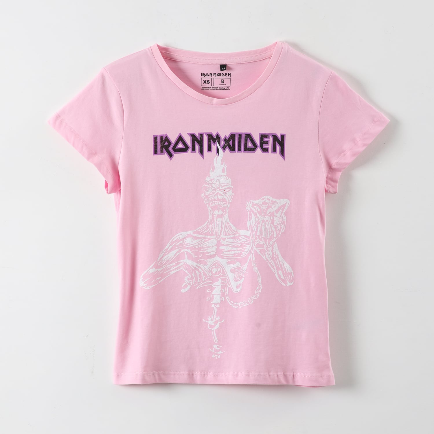 POLERA MANGA CORTA MUJER LOGO ROSADO IRON MAIDEN - 1