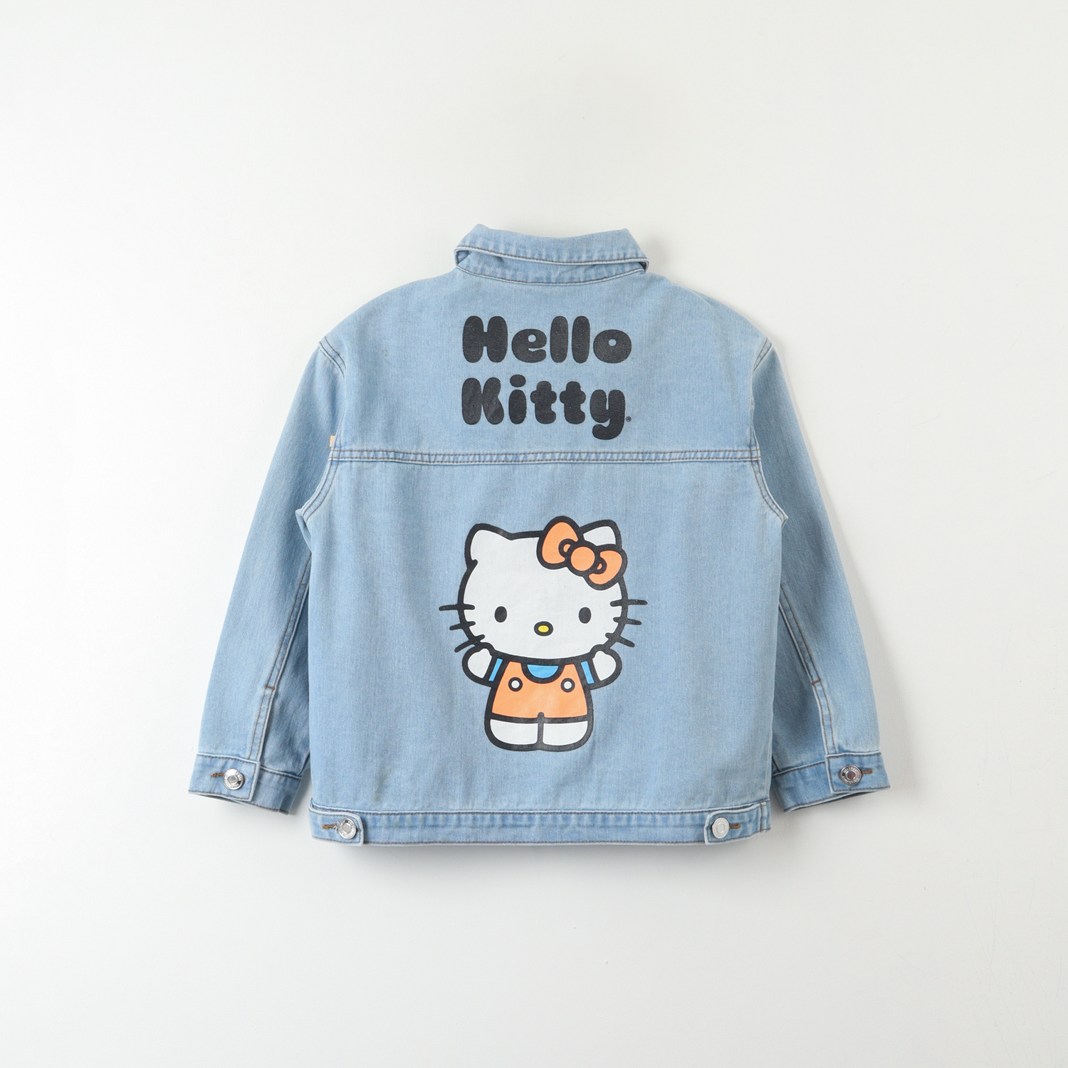 CHAQUETA DENIM NIÑA LOGO ESPALDA AZUL HELLO KITTY - 3