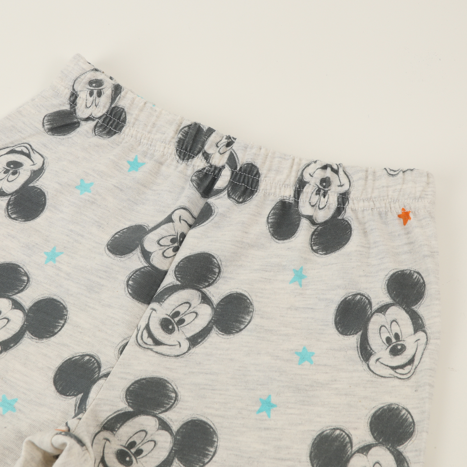 PIJAMA MANGA CORTA NIÑO GRIS ESTRELLAS MICKEY DISNEY - 4