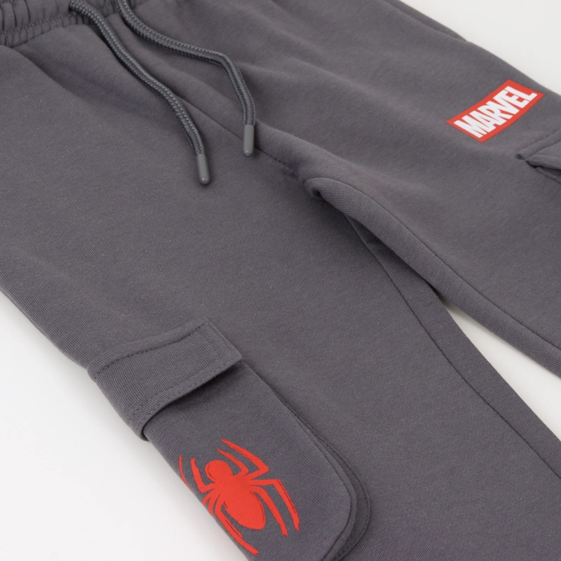 PANTALON DE BUZO NIÑO CARGO SPIDERMAN GRIS MARVEL - 3