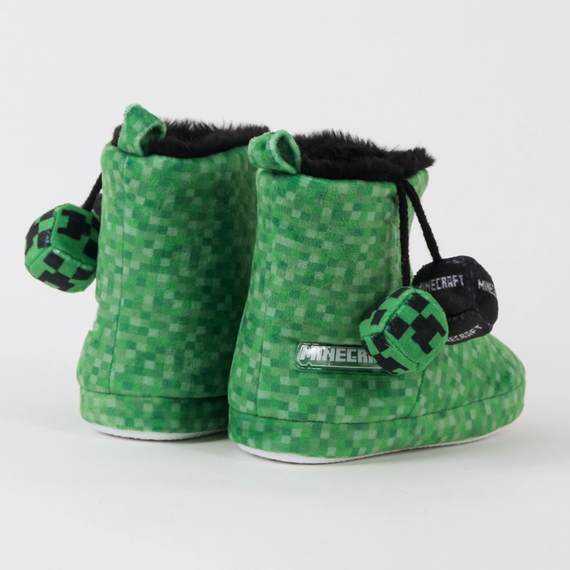 PANTUFLA BOTA NIÑO INVERNAL POMPONES VERDE MINECRAFT - 3