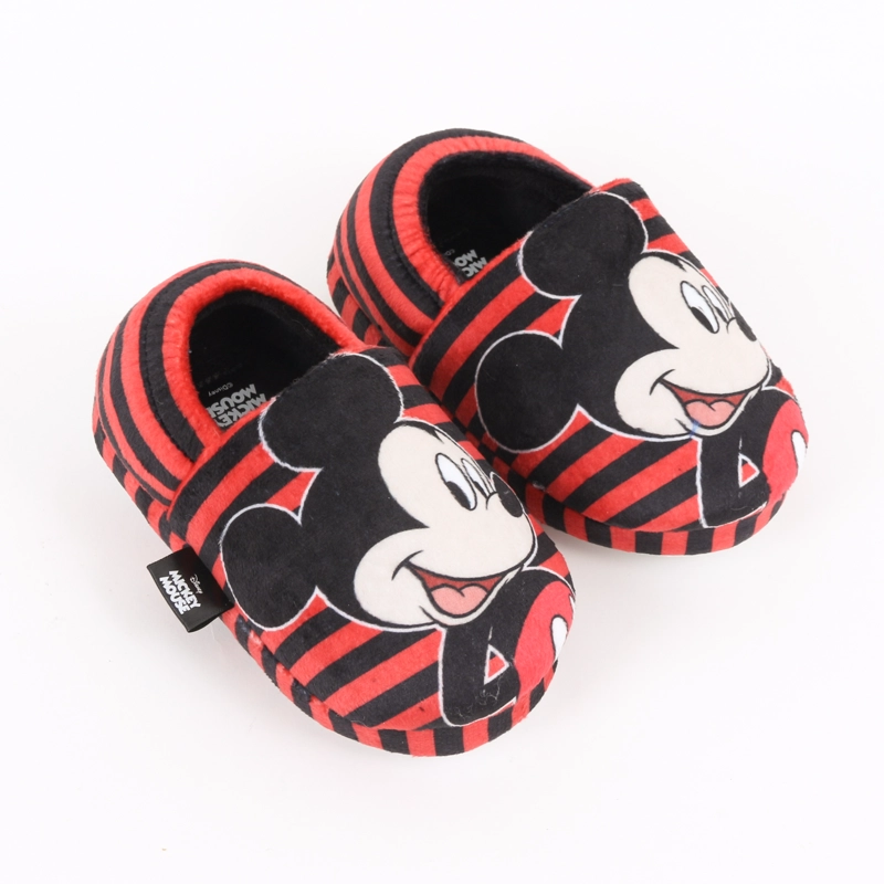 PANTUFLA NIÑO RAYAS MICKEY MOUSE ROJO DISNEY - 2