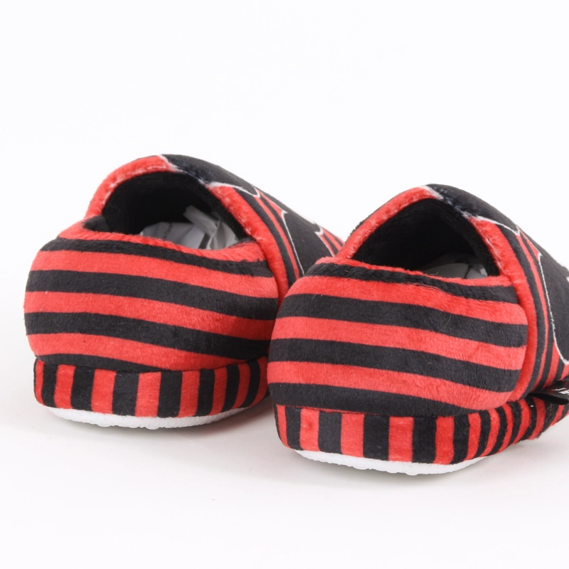PANTUFLA NIÑO RAYAS MICKEY MOUSE ROJO DISNEY - 3
