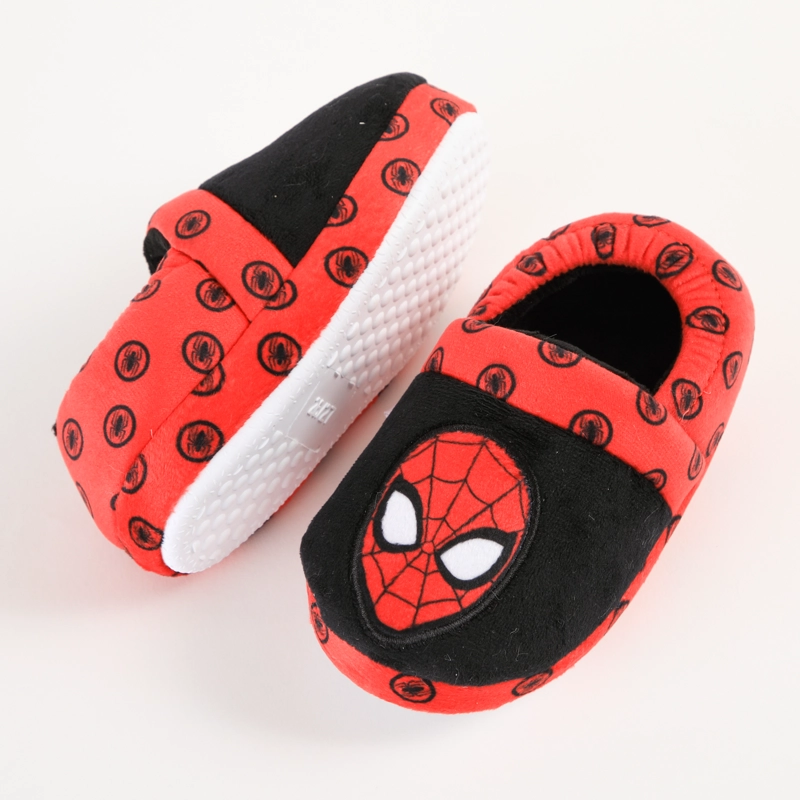PANTUFLA NIÑO CABEZA NEGRO MARVEL - 4