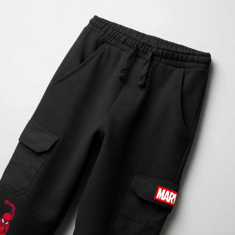 PANTALON DE BUZO NIÑO SPIDERMAN MARVEL CARGO NEGRO - 4