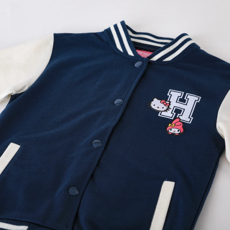 CHAQUETA BOMBER COLLEGE NIÑA HELLO KITTY BACK PRINT AZUL - 3