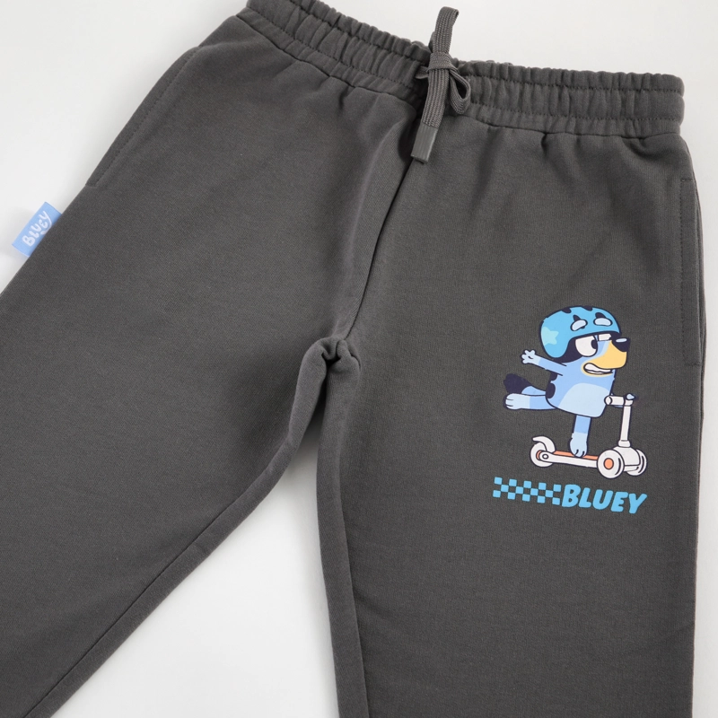 PANTALON DE BUZO NIÑO BLUEY ESTAMPADO GRIS - 3