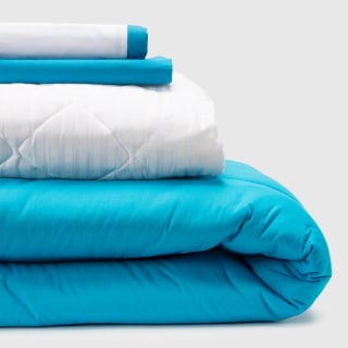 COMBO 18 PLUMON BICOLOR CELESTE AZUL 1.5 PLAZAS - 1
