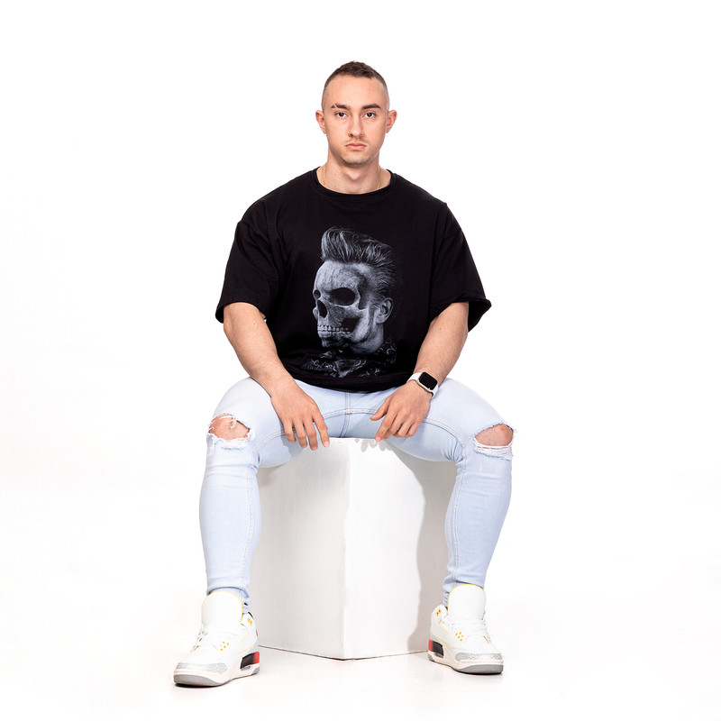 POLERA OVERSIZE HOMBRE SIGEL ESTAMPADO BARBER NEGRO - 4