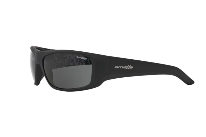 LENTES SOL ARNETTE HOT SHOT NEGRO SUSTENTABLE - 3