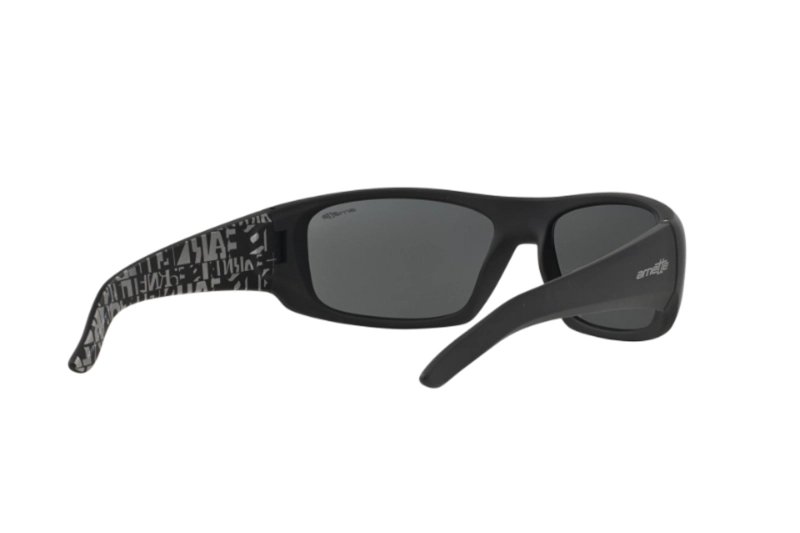 LENTES SOL ARNETTE HOT SHOT NEGRO SUSTENTABLE - 8