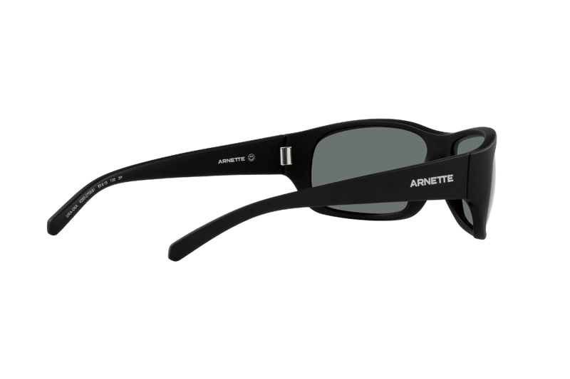 LENTES SOL ARNETTE UKA-UKA MATTE BLACK POLARIZADOS SUSTENTABLE - 9