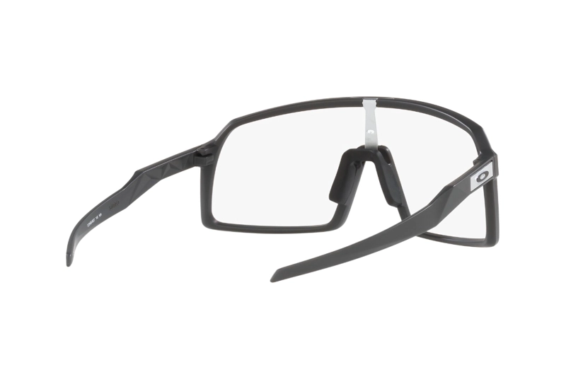 LENTES OAKLEY FOTOCROMÁTICOS SUTRO TRANSPARENTE A NEGRO IRIDIUM - 8