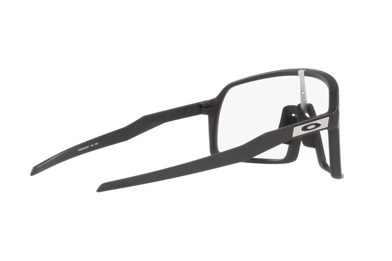 LENTES OAKLEY FOTOCROMÁTICOS SUTRO TRANSPARENTE A NEGRO IRIDIUM - 9