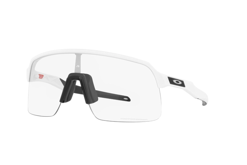 LENTES OAKLEY FOTOCROMÁTICOS SUTRO LITE TRANSPARENTE A NEGRO IRIDIUM - 2