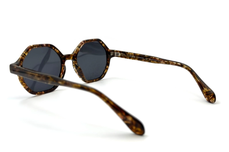 LENTES SOL YORK JULIA MARRÓN EYEWEAR - 3
