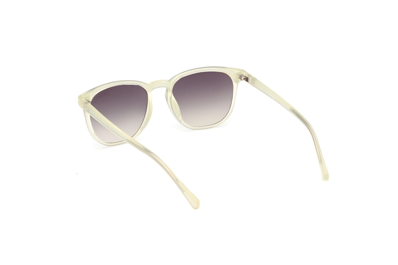 LENTES SOL GUESS AMARILLO TRANSPARENTE DEGRADÉ - 4