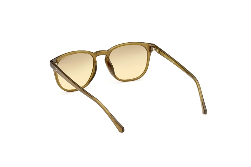 LENTES SOL GUESS VERDE OSCURO TRANSPARENTE DEGRADÉ - 4