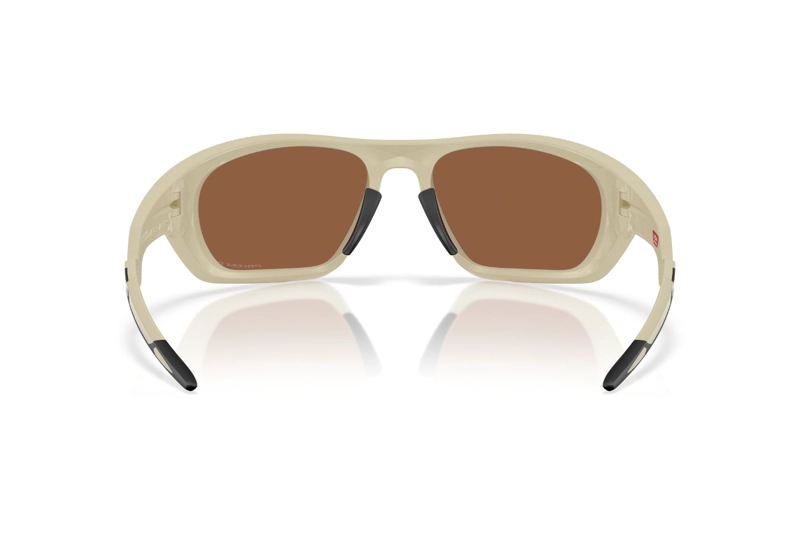 LENTES SOL OAKLEY LATERALIS MARRÓN POLARIZADOS - 4