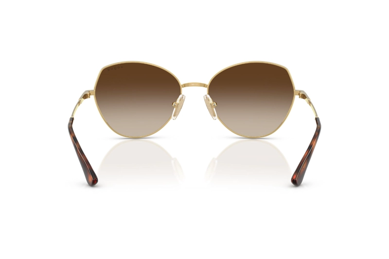 LENTES DE SOL DORADO DEGRADADOS VOGUE EYEWEAR - 4