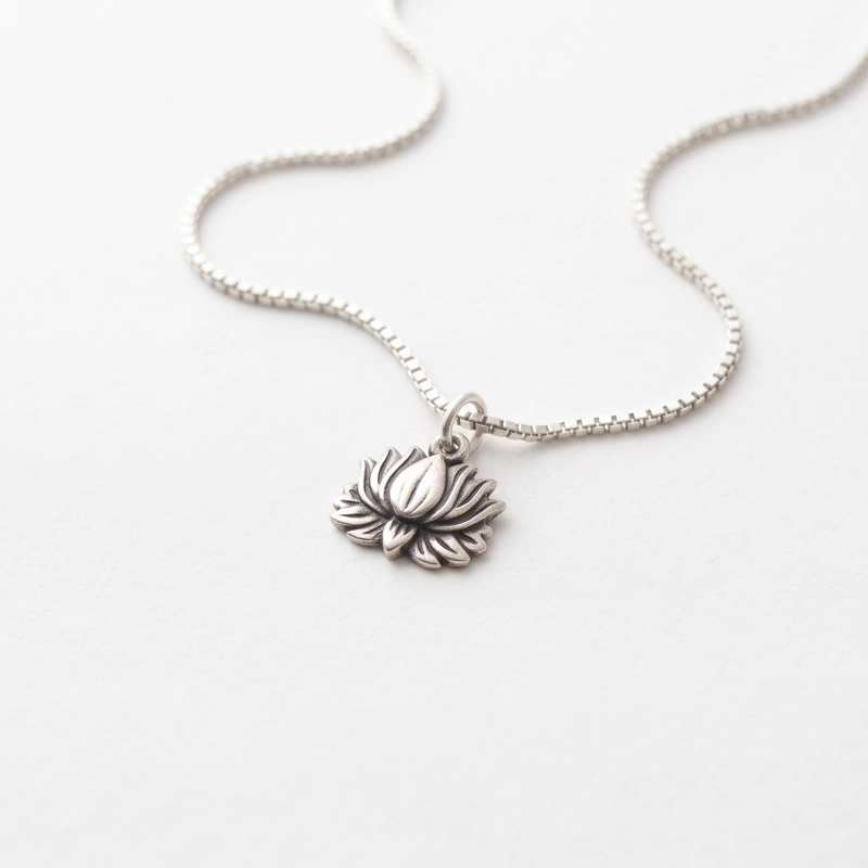 COLLAR FLOR DE LOTO PLATA MUJER RIALTO - 1