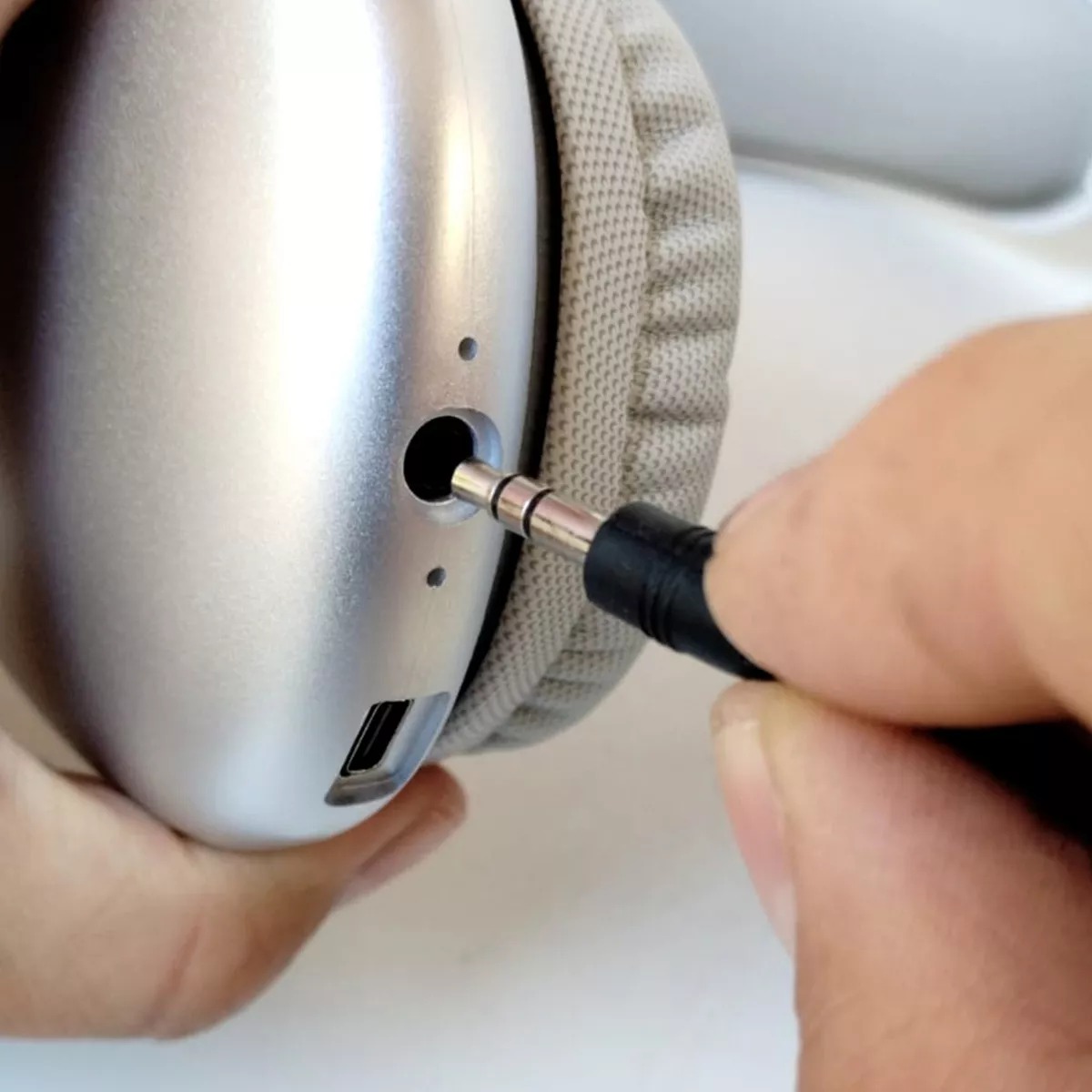 MLAB AUDIFONO BLUETOOH HEADPHONE AIR EXPERIENCE SILVER - 4