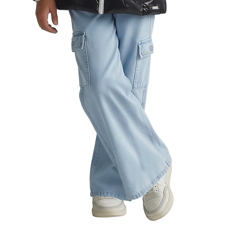 JEANS ANCHO NIÑA CON BOLSILLOS TIPO CARGO - 1