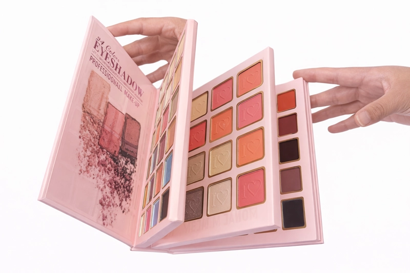 Paleta de maquillaje sombras rubor iluminador y labial + set 12 brochas - 2